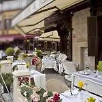 فندق جي إل كيه بريميير أكروبول سويتس آند سبا 4*