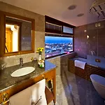 Szálloda Glk Premier Acropol & 4*