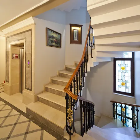 Glk Premier Acropol & 4*