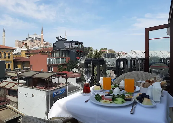 Glk Premier Acropol & 4* Istanboel