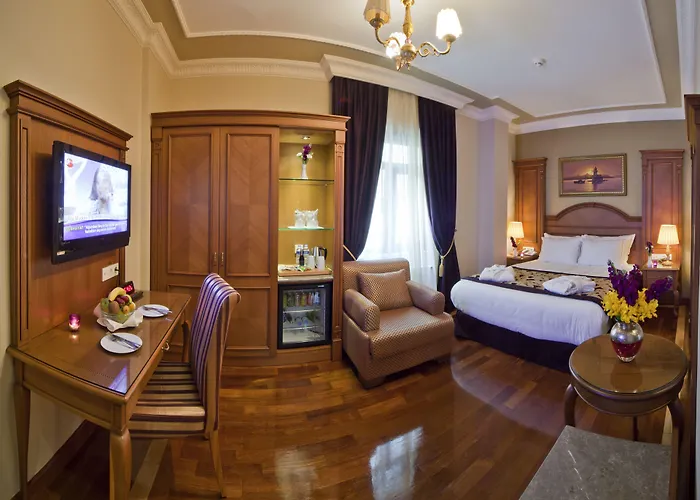 Glk Premier Acropol &