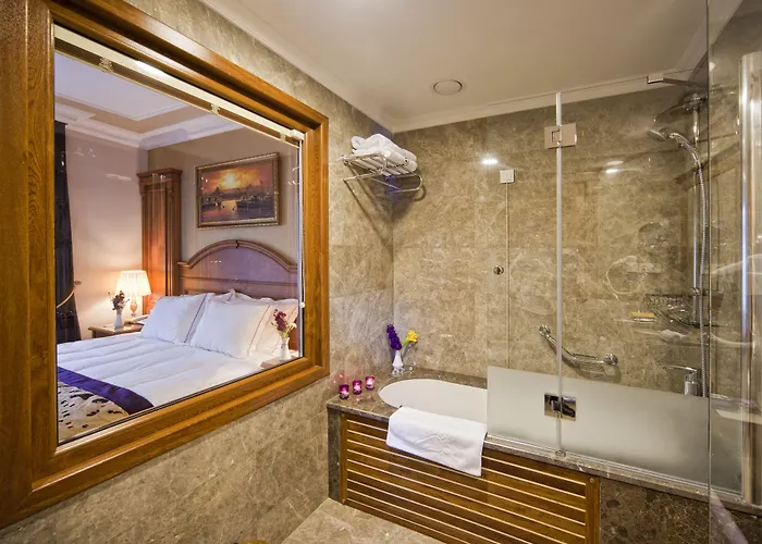 Glk Premier Acropol & Hotel 4*