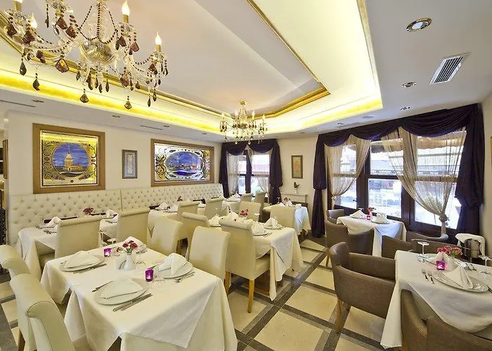 Glk Premier Acropol & 4*