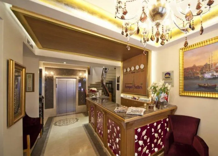 Glk Premier Acropol &