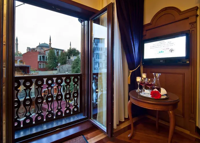 Glk Premier Acropol & Отель Стамбул